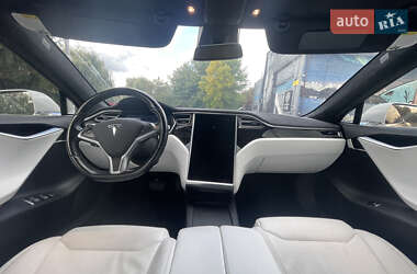 Ліфтбек Tesla Model S 2017 в 