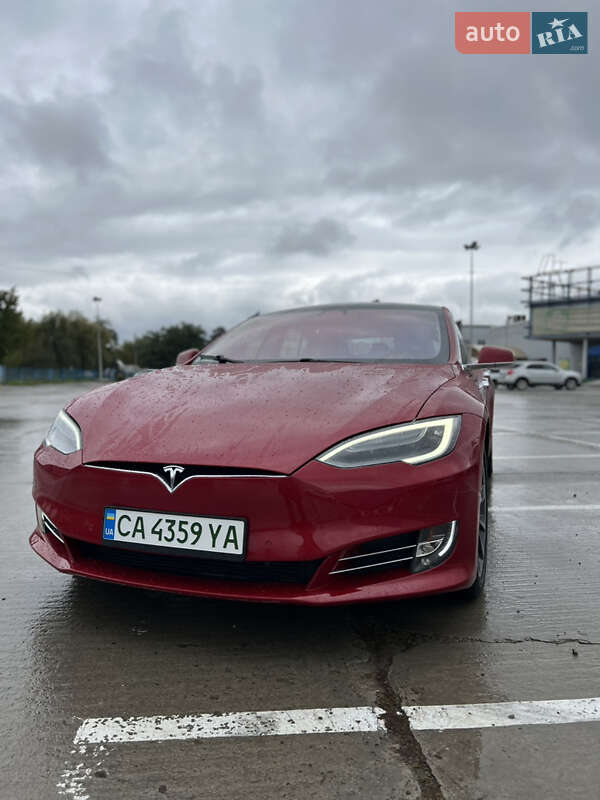 Tesla Model S 2017