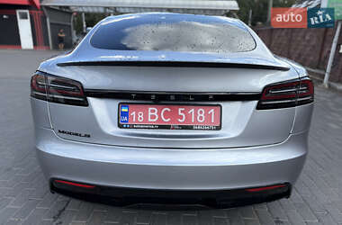 Ліфтбек Tesla Model S 2024 в 