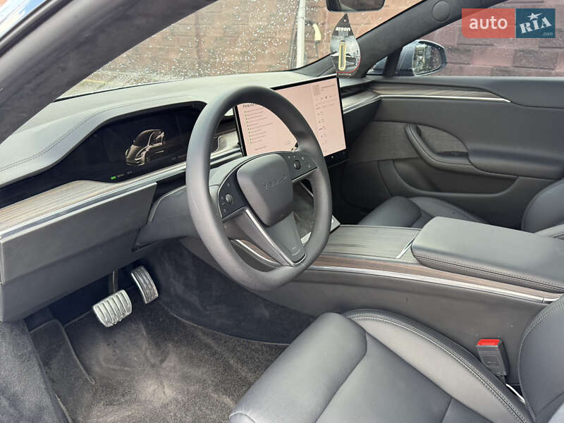 Лифтбек Tesla Model S 2024 в Ровно