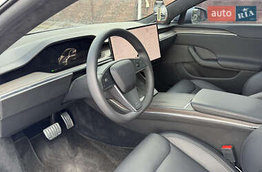 Ліфтбек Tesla Model S 2024 в 