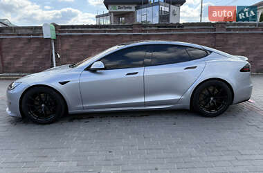 Ліфтбек Tesla Model S 2024 в 