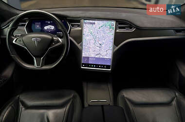 Лифтбек Tesla Model S 2016 в Харькове