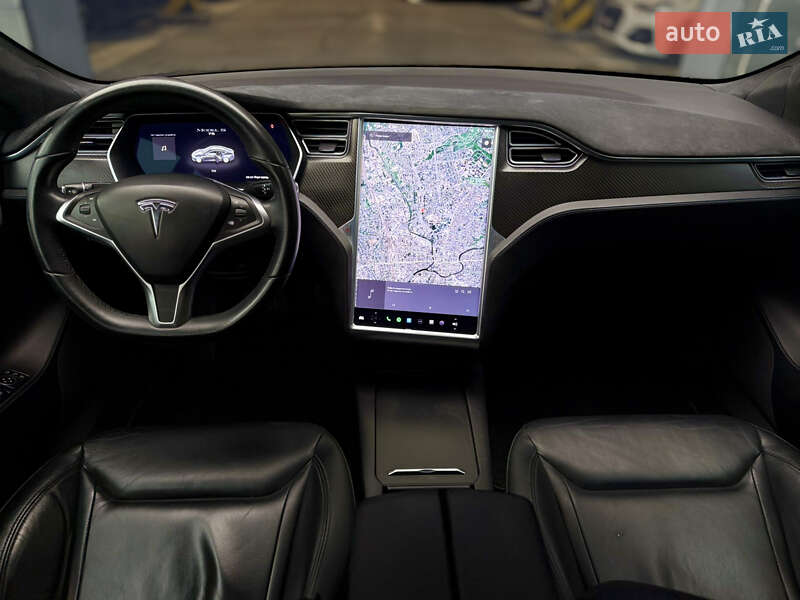 Лифтбек Tesla Model S 2016 в Харькове