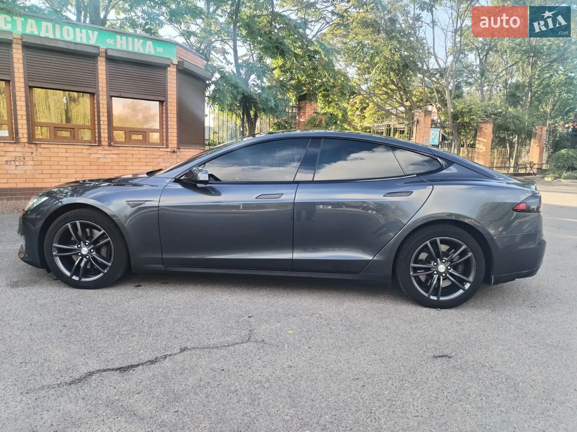 2016 Tesla Model S - мініатюра 9