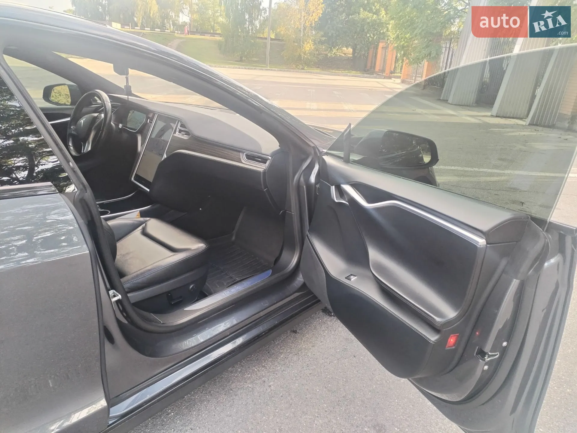 2016 Tesla Model S - мініатюра 18