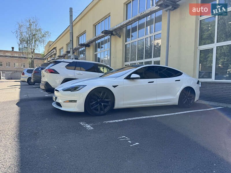 Ліфтбек Tesla Model S 2023 в Києві
