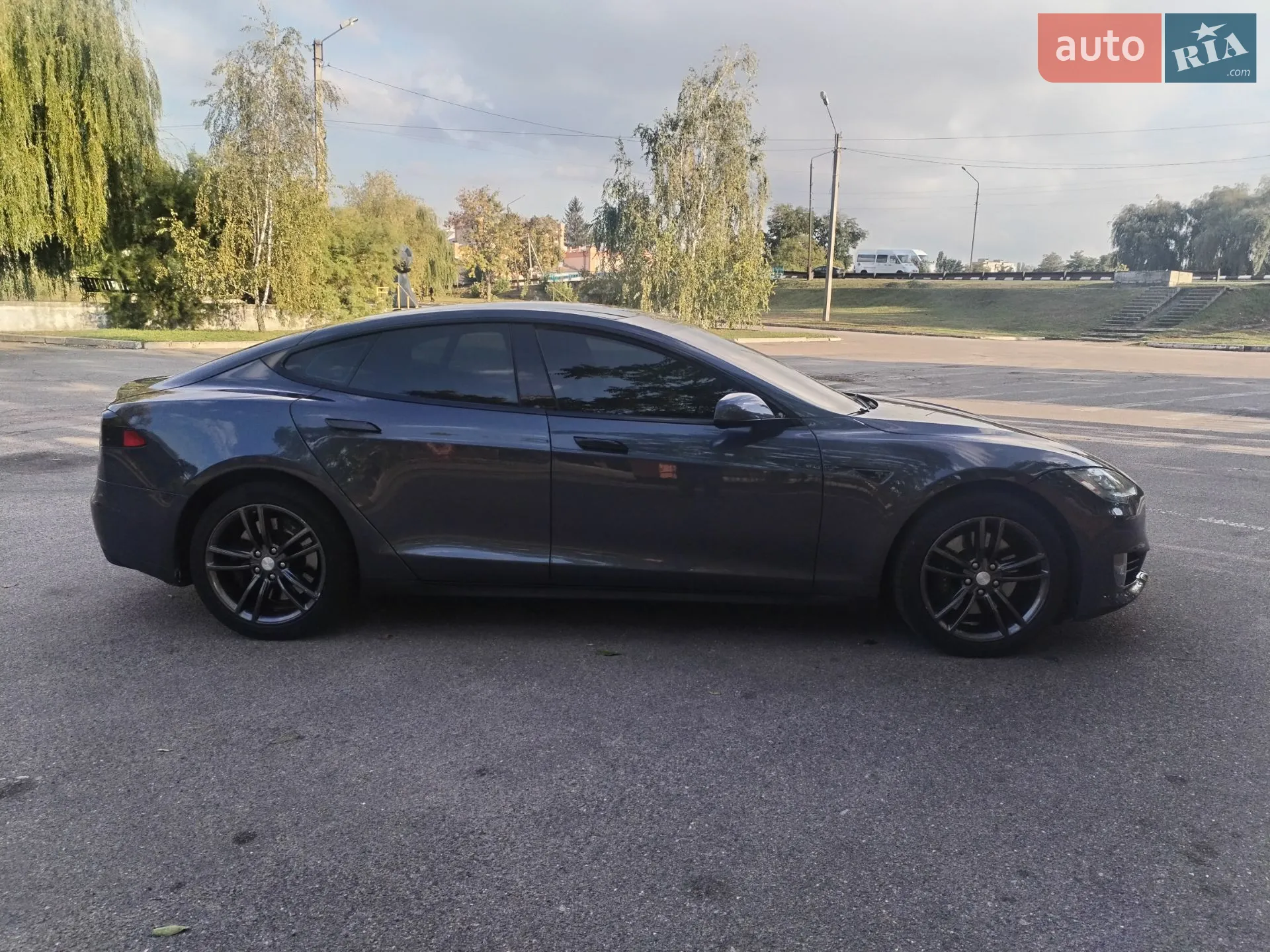 2016 Tesla Model S - мініатюра 21