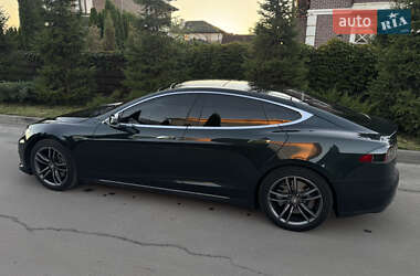 Лифтбек Tesla Model S 2012 в 