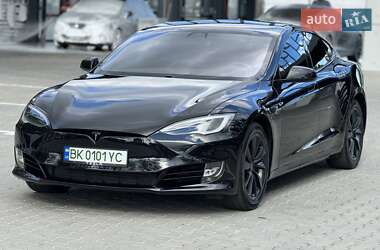 Ліфтбек Tesla Model S 2018 в 