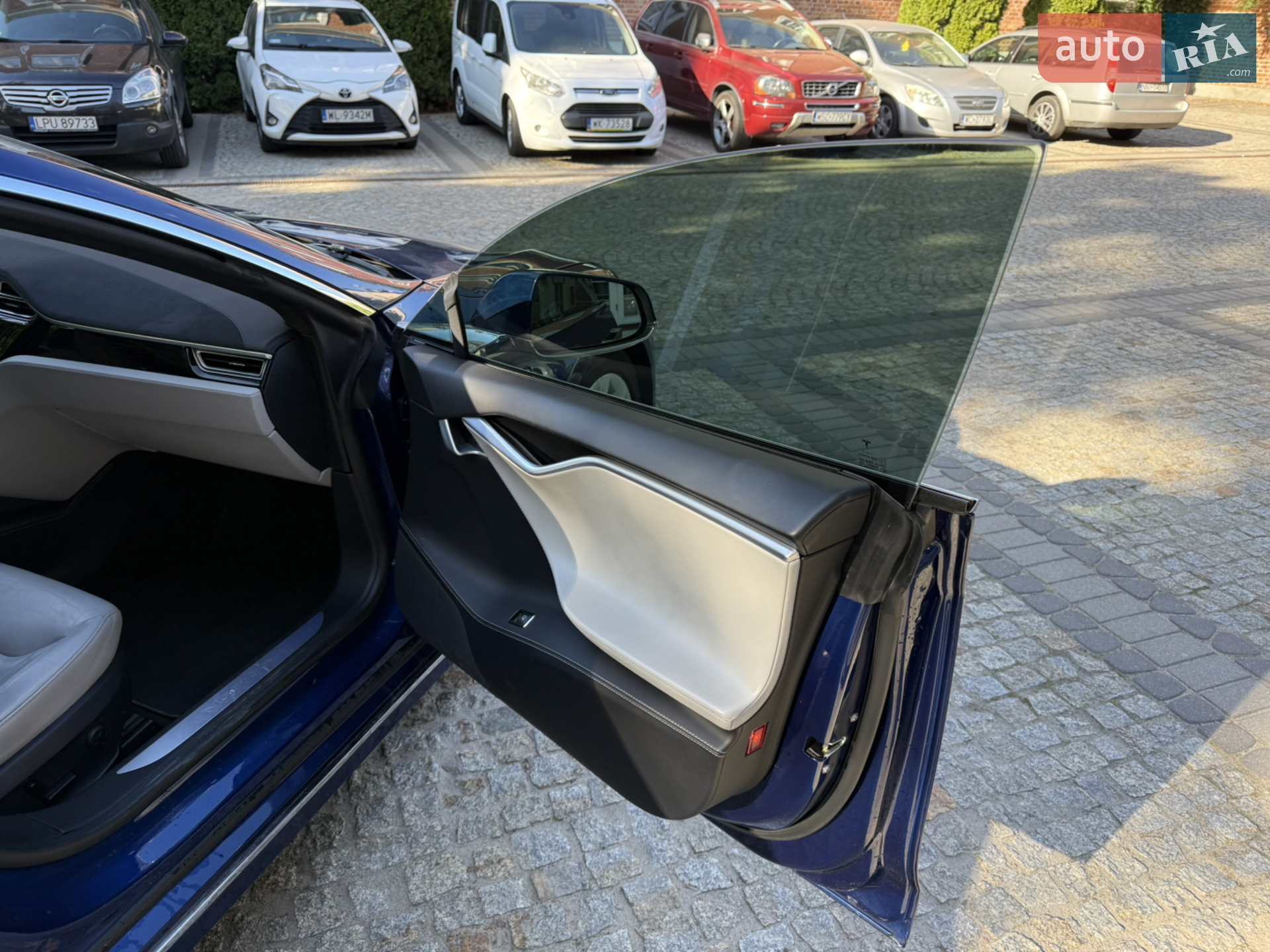 2016 Tesla Model S - мініатюра 13