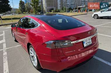 Лифтбек Tesla Model S 2016 в 