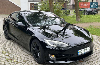 Ліфтбек Tesla Model S 2018 в 