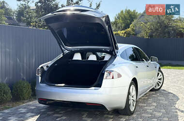 Лифтбек Tesla Model S 2017 в 