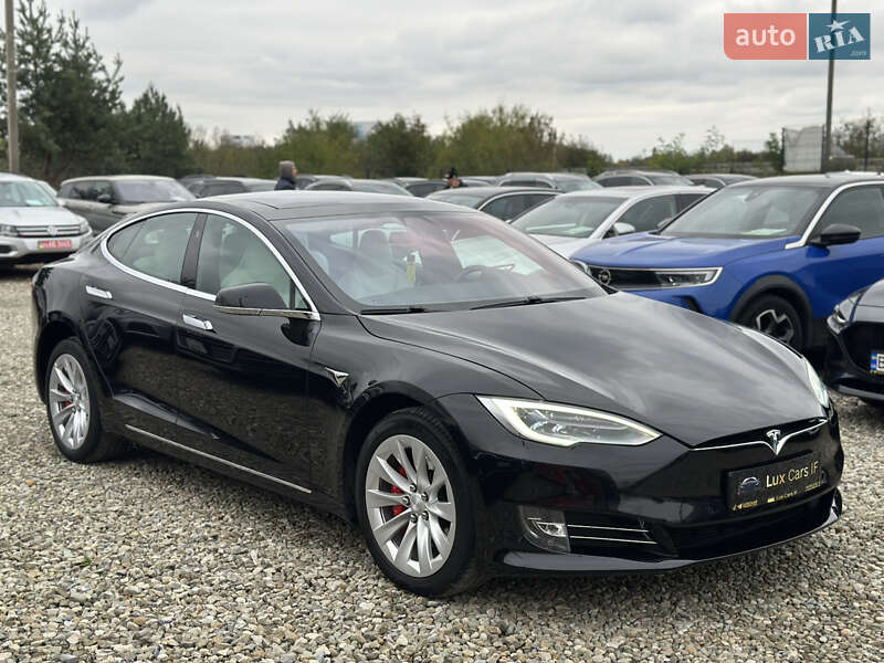 Tesla Model S 2017