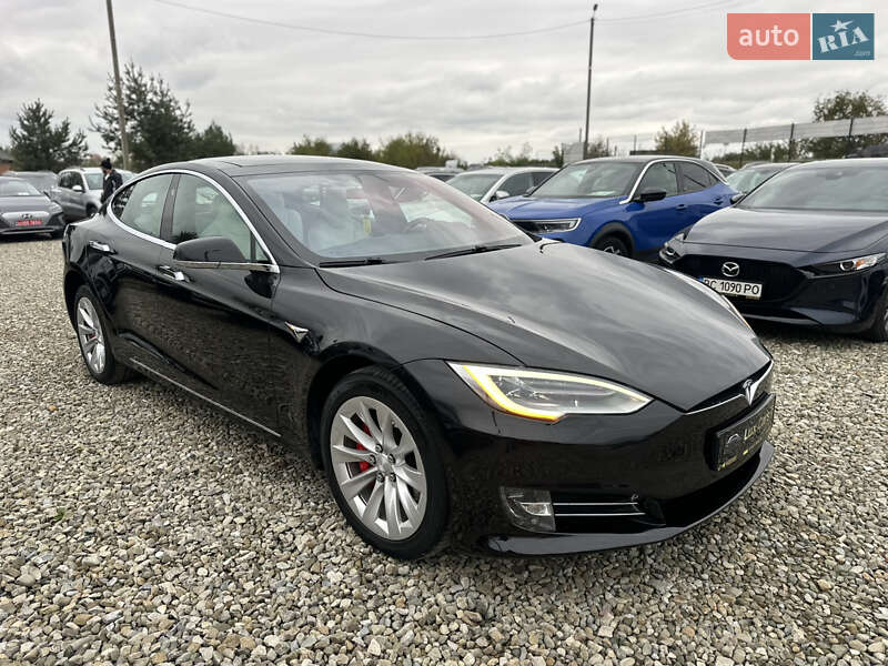 Ліфтбек Tesla Model S 2017 в Івано-Франківську фото 2 Ліфтбек Tesla Model S 2017 в Івано-Франківську