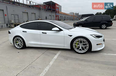 Лифтбек Tesla Model S 2023 в 