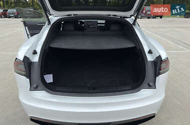 Лифтбек Tesla Model S 2023 в 