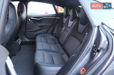 Ліфтбек Tesla Model S 2018 в 