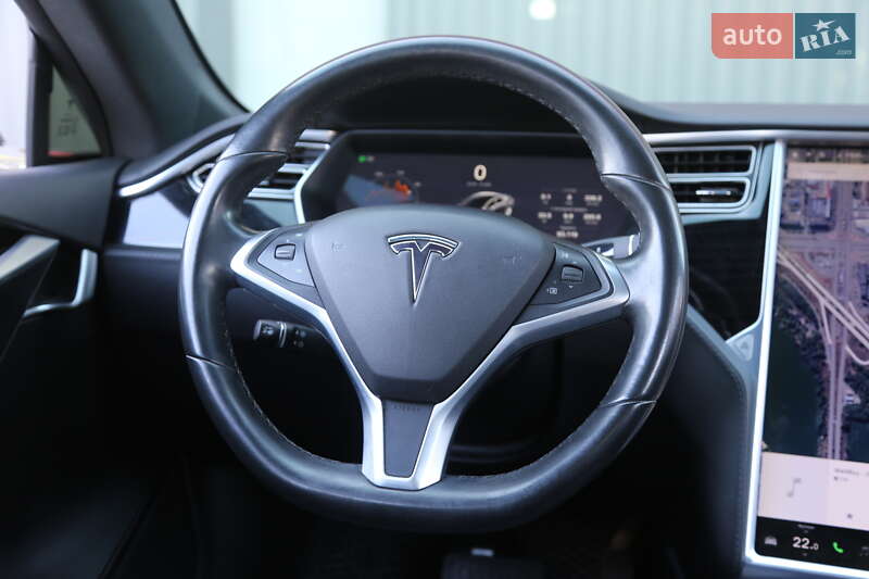 Ліфтбек Tesla Model S 2018 в Києві