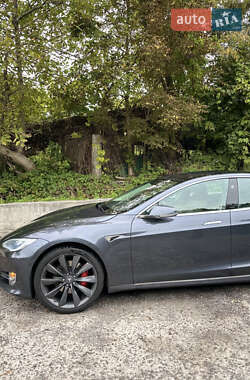 Ліфтбек Tesla Model S 2017 в 