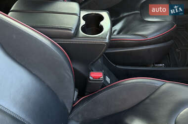 Лифтбек Tesla Model S 2014 в 