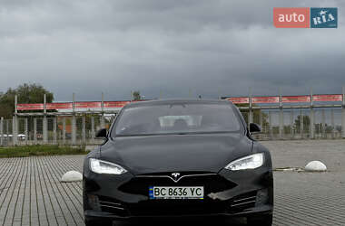 Ліфтбек Tesla Model S 2018 в 