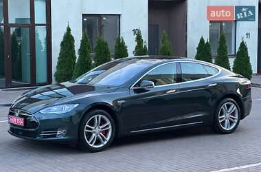 Ліфтбек Tesla Model S 2015 в Одесі
