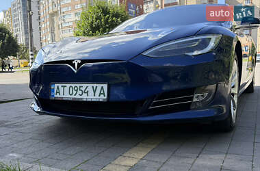 Лифтбек Tesla Model S 2018 в Ивано-Франковске