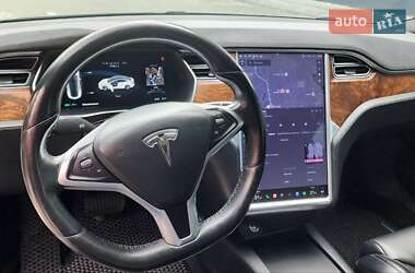 Ліфтбек Tesla Model S 2017 в 
