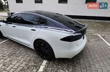 Ліфтбек Tesla Model S 2017 в 