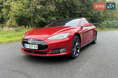 Ліфтбек Tesla Model S 2014 в 