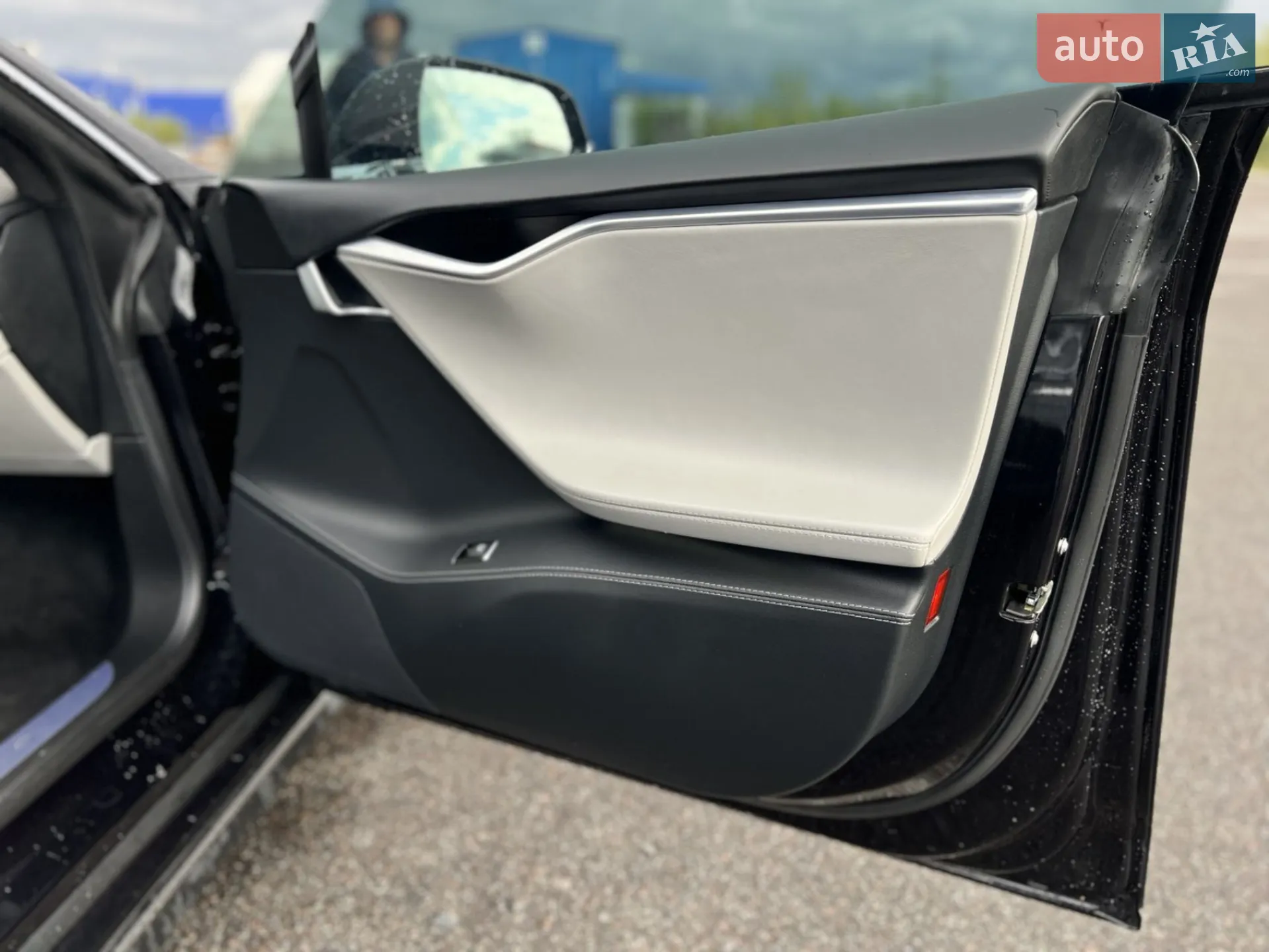2015 Tesla Model S - мініатюра 32
