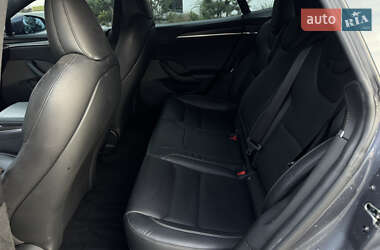 Ліфтбек Tesla Model S 2021 в 