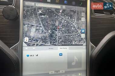 Ліфтбек Tesla Model S 2015 в 