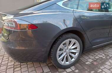 Ліфтбек Tesla Model S 2018 в 