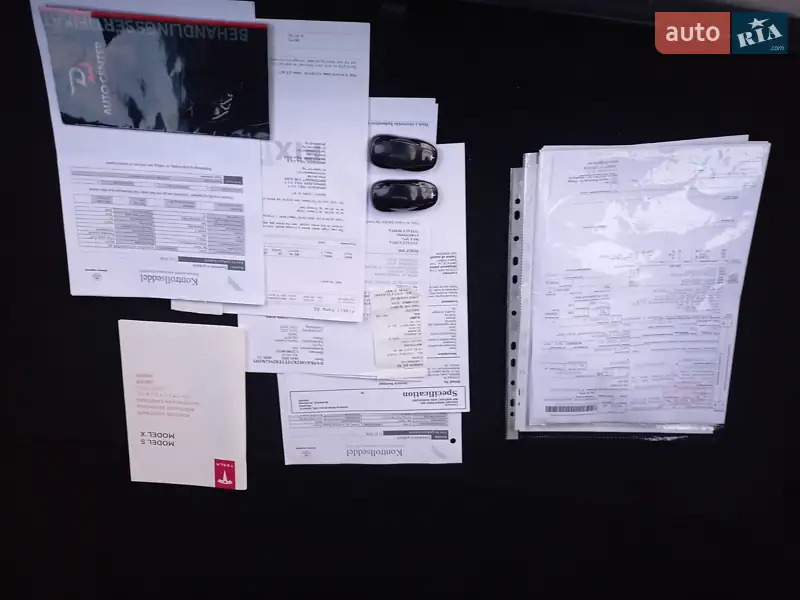 Лифтбек Tesla Model S 2018 в Шептицькому документ