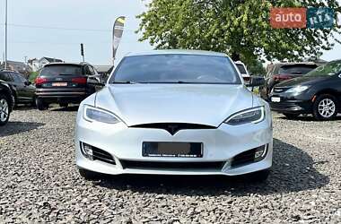 Лифтбек Tesla Model S 2014 в Львове