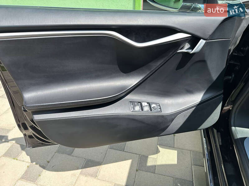 Лифтбек Tesla Model S 2018 в Виннице фото 14 Лифтбек Tesla Model S 2018 в Виннице