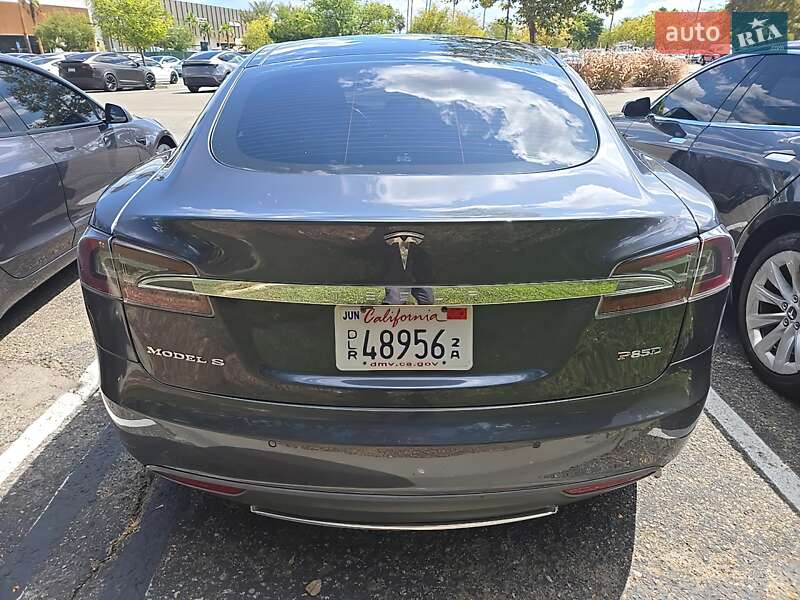 Ліфтбек Tesla Model S 2015 в Ужгороді фото 5 Ліфтбек Tesla Model S 2015 в Ужгороді