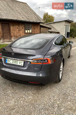 Ліфтбек Tesla Model S 2018 в 