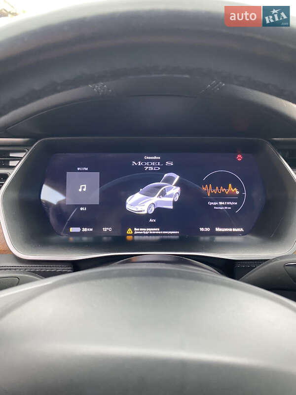 Лифтбек Tesla Model S 2018 в Каменке-Бугской