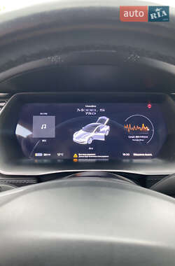 Ліфтбек Tesla Model S 2018 в 