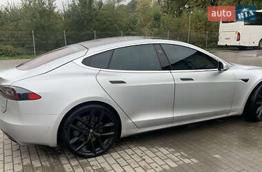 Лифтбек Tesla Model S 2018 в 