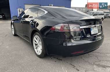 Лифтбек Tesla Model S 2016 в 