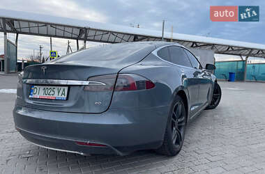 Лифтбек Tesla Model S 2014 в 