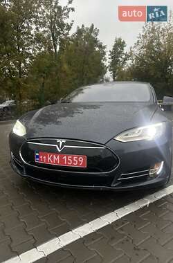 Ліфтбек Tesla Model S 2016 в 