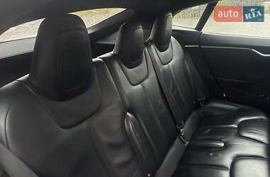 Ліфтбек Tesla Model S 2016 в 