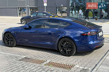 Лифтбек Tesla Model S 2022 в 