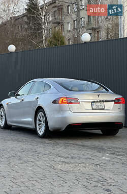 Ліфтбек Tesla Model S 2016 в 